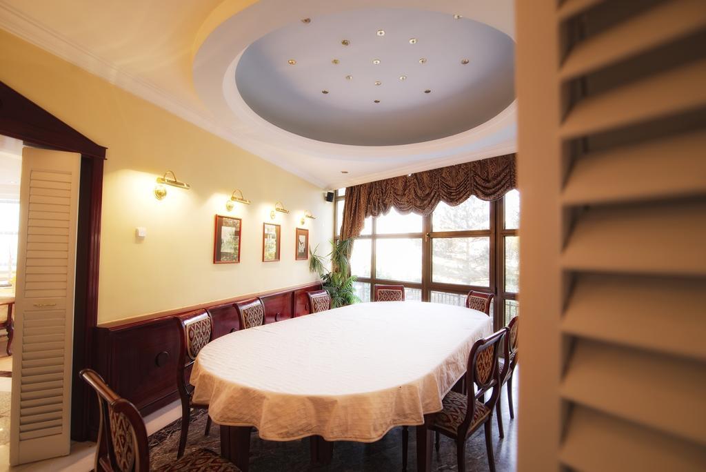 Bellevue Hotel&Resort Bardejov Esterno foto